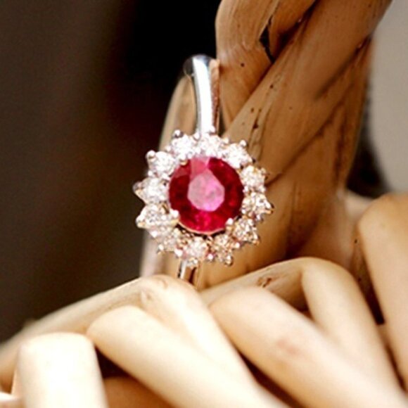 925 Silver Plated Oval Sun Flower Red Elegant Ruby Ring for Women, VIP0V… - Picture 4 of 6